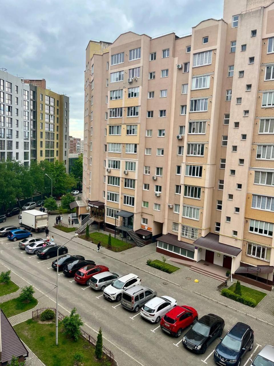 Дво І Одно Кімнатні Апартаменти Новобуд Рн Авторинку Трц Адреналін Сіті Lutsʼk Екстериор снимка